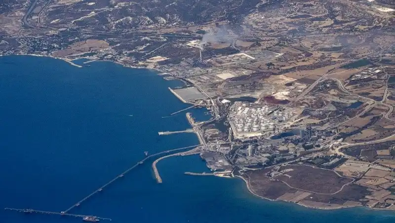 ABD Gemiyle İsrail'e Silah Taşıyor: Limanlar Arası Stratejik Geçiş Süreci Başlıyor