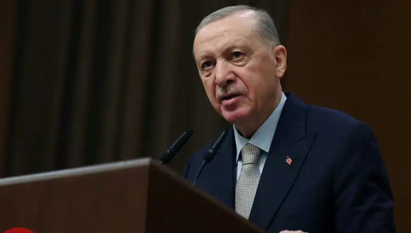 Cumhurbaşkanı Erdoğan'dan Sokak Terörü Açıklaması: Soygun Perdeleme Çabaları!
