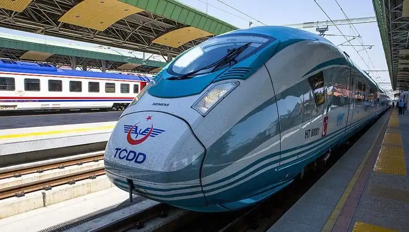 TCDD, 140 Yeni Kursiyer Makinisti Alıyor: Başvuru Detayları Açıklandı!