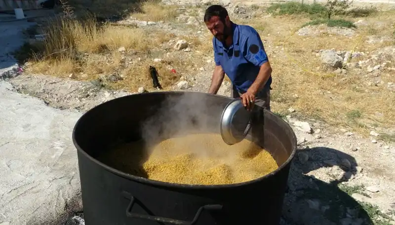 Her Yıl Geleneksel Festivallerle Dolu Ağustos: Kazanlar Kaynamaya Başladı!