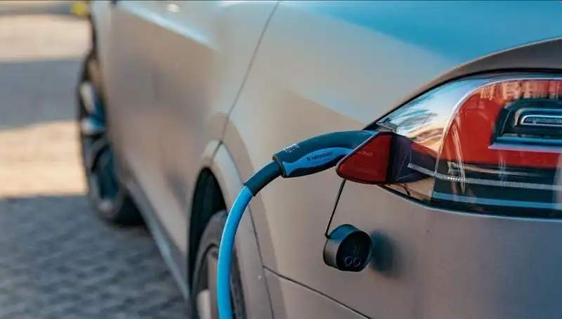 Elektrikli Araç Alımında Düşüş: Tüketicilerin Yeni Tercihleri Neler?