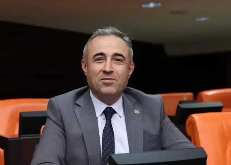 DEVA Partisi’nde Şok İstifa: Genel Başkan Yardımcısı Görevinden Ayrıldı!