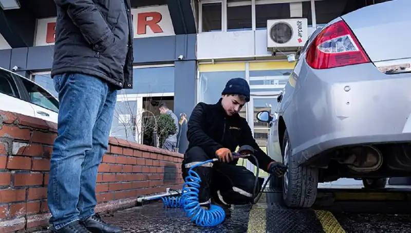 Hatalı Lastik Basıncı Kazalara Davetiye Çıkarıyor: Bilmeniz Gerekenler