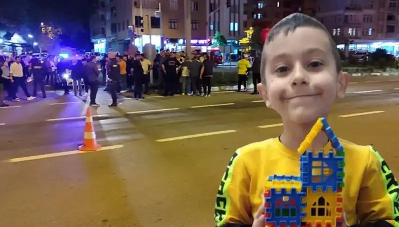 8 Yaşındaki Çocuk Kamyonet Çarpmasıyla Hayatını Kaybetti: Ülke Sarsıldı