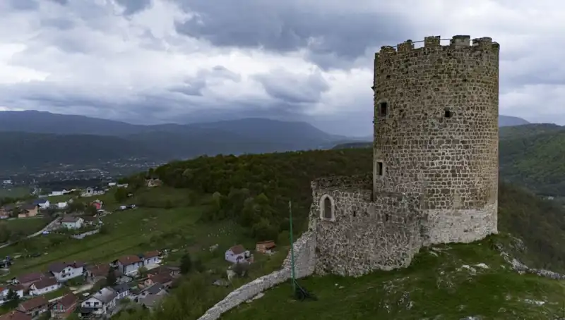 Sokolac Kalesi: Bosna Hersek’in Tarih Dolu Savunma Hatırası