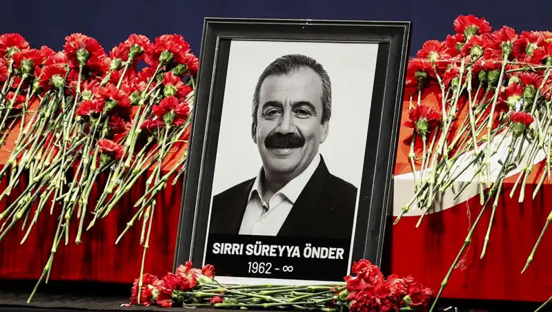 Sırrı Süreyya Önder Meclis'te Anıldı: Hatıralar ve Mesajlar
