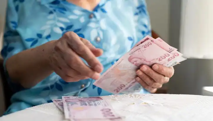 Emekliler, Dolandırıcıların Yeni Hedefi Oluyor: Dikkatli Olun!
