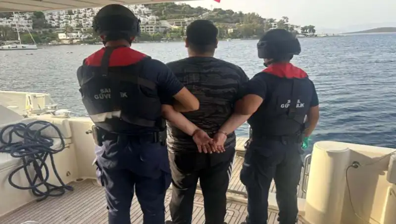 Cinayetten Aranan Casper Çetesi Üyesi, Polisin Sert Operasyonu ile Yakalandı