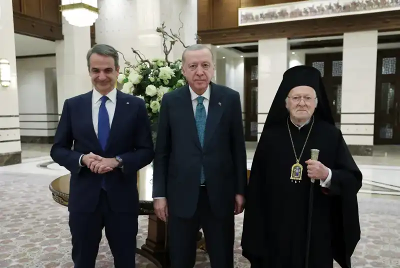 Miçotakis'in Ankara Ziyareti: Tespih Diplomasisi ve Gizli Mesajlar