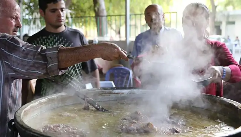 Gadir-i Hum Bayramı Kutlamaları: Gelenekler ve Özel Mesajlar