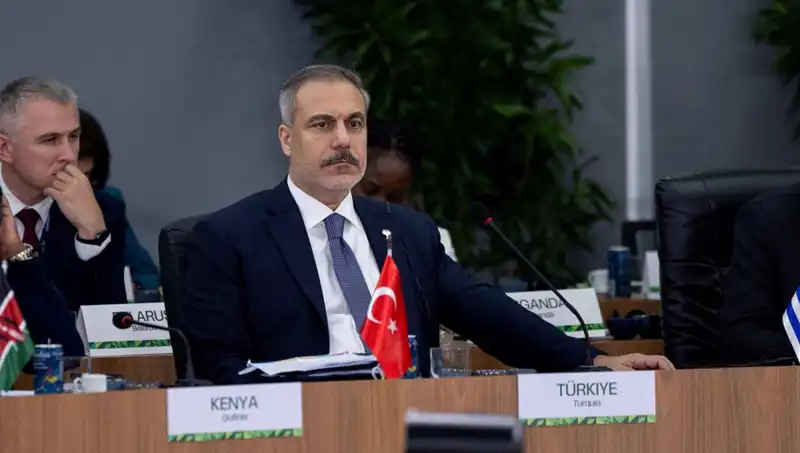 Yılın Zirvesinde Kritik Mesaj: Bakan Fidan'dan Yapay Zeka Uyarısı