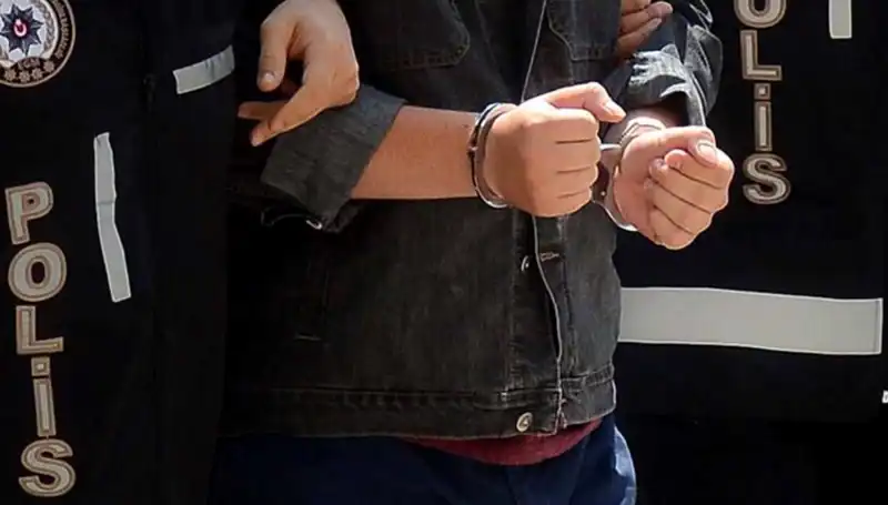 FETÖ'nün Emniyet Yapılanmasına Büyük Operasyon! 16 Gözaltı Süreci Başlatıldı