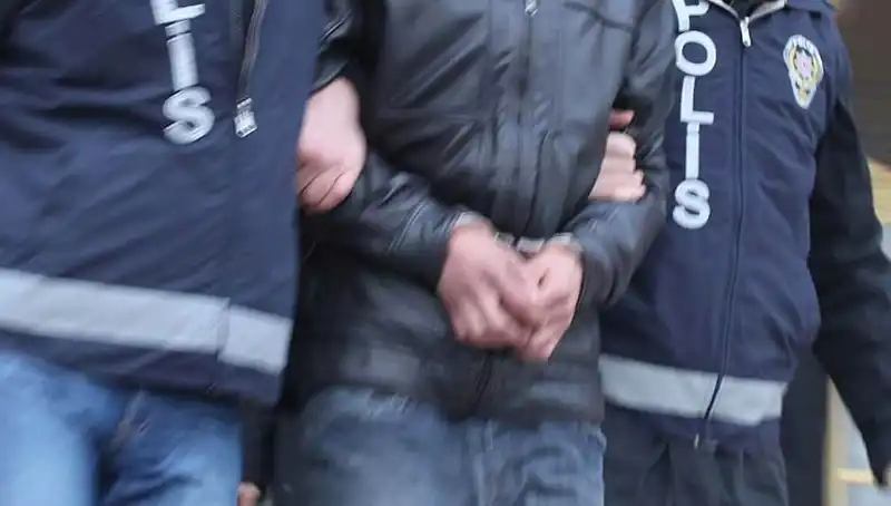 Kütahya'da Uyuşturucu Ticareti Yapan Çeteye Operasyon Düzenlendi!