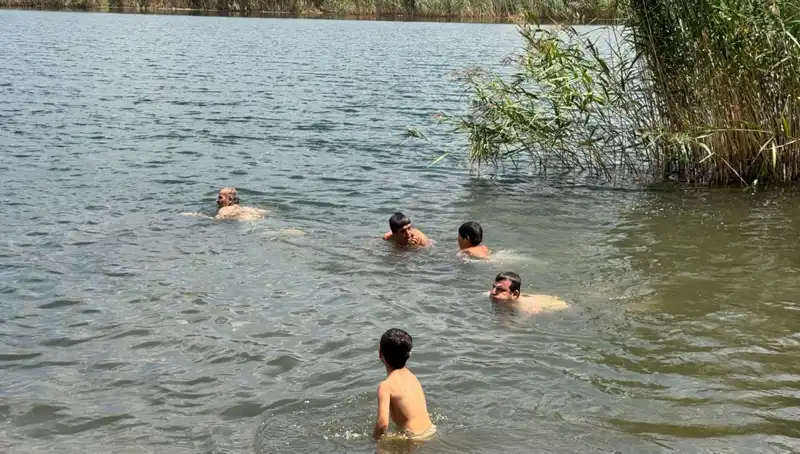 1700 Rakımlı Göldeki Sıcaklık Kaçamağı: Doğanın Serin Doları