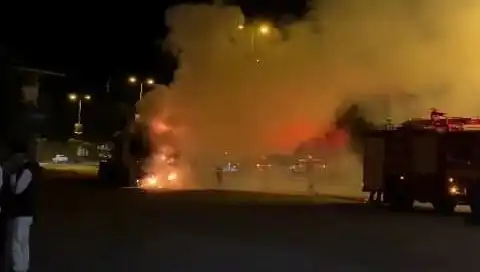 Zonguldak'ta Seyir Halindeki TIR'da Korkutan Yangın: Olay Anı Gözler Önünde!