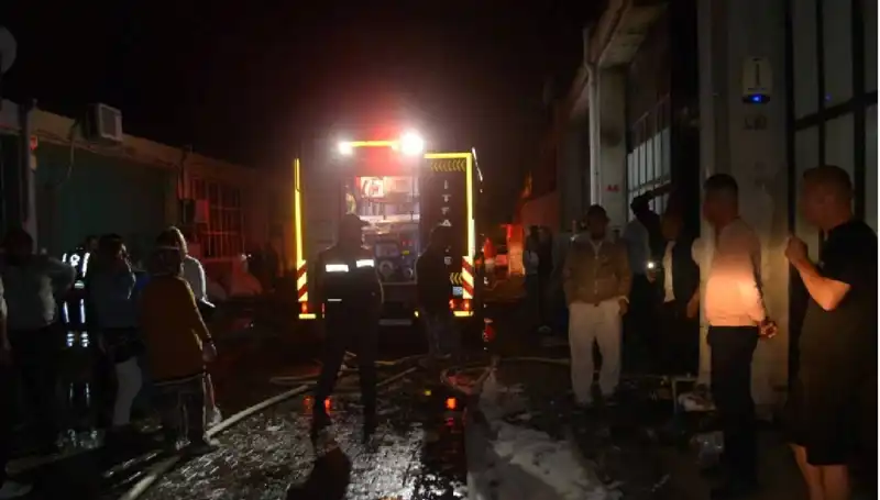 Gözlük Fabrikasında Çıkan Yangın Korkuttu: Yangın Uyandıran Anlar
