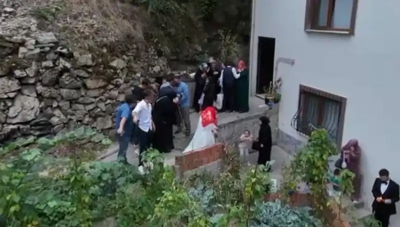Müziğin Yerini Kurşun Sesleri Aldı: Kanlı Düğün Anları Ölümsüzleşti